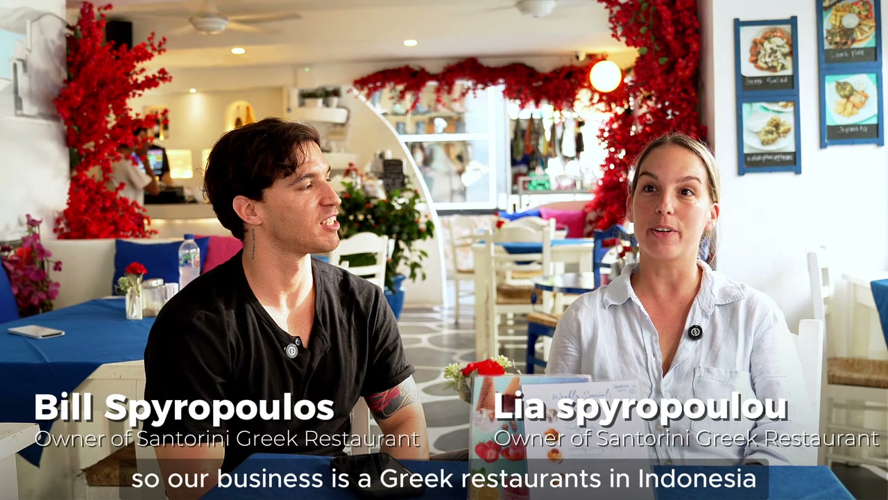 Bill and Lia Spyropoulos - Manajer Umum Santorini Greek Restaurant | Review Revolution customer story